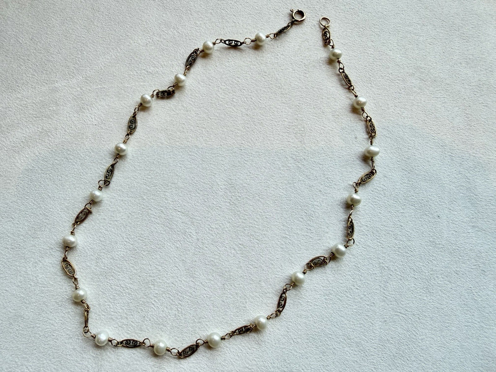 Vintage 14K Gold Filled Freshwater Pearl Necklace Filigree Station Estate