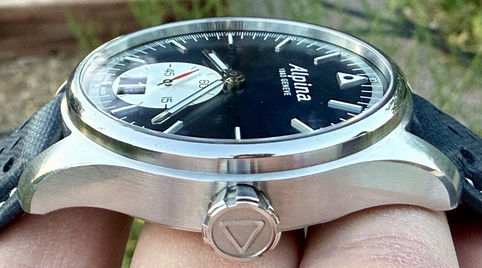 Alpina Startimer Pilot Big Date Quartz Blue Dial 44mm Watch Only AL280X4SP26