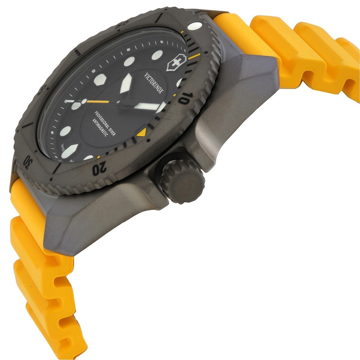 Victorinox Men’s Dive Pro Quartz Black Dial Titanium Watch – 241992 NEW