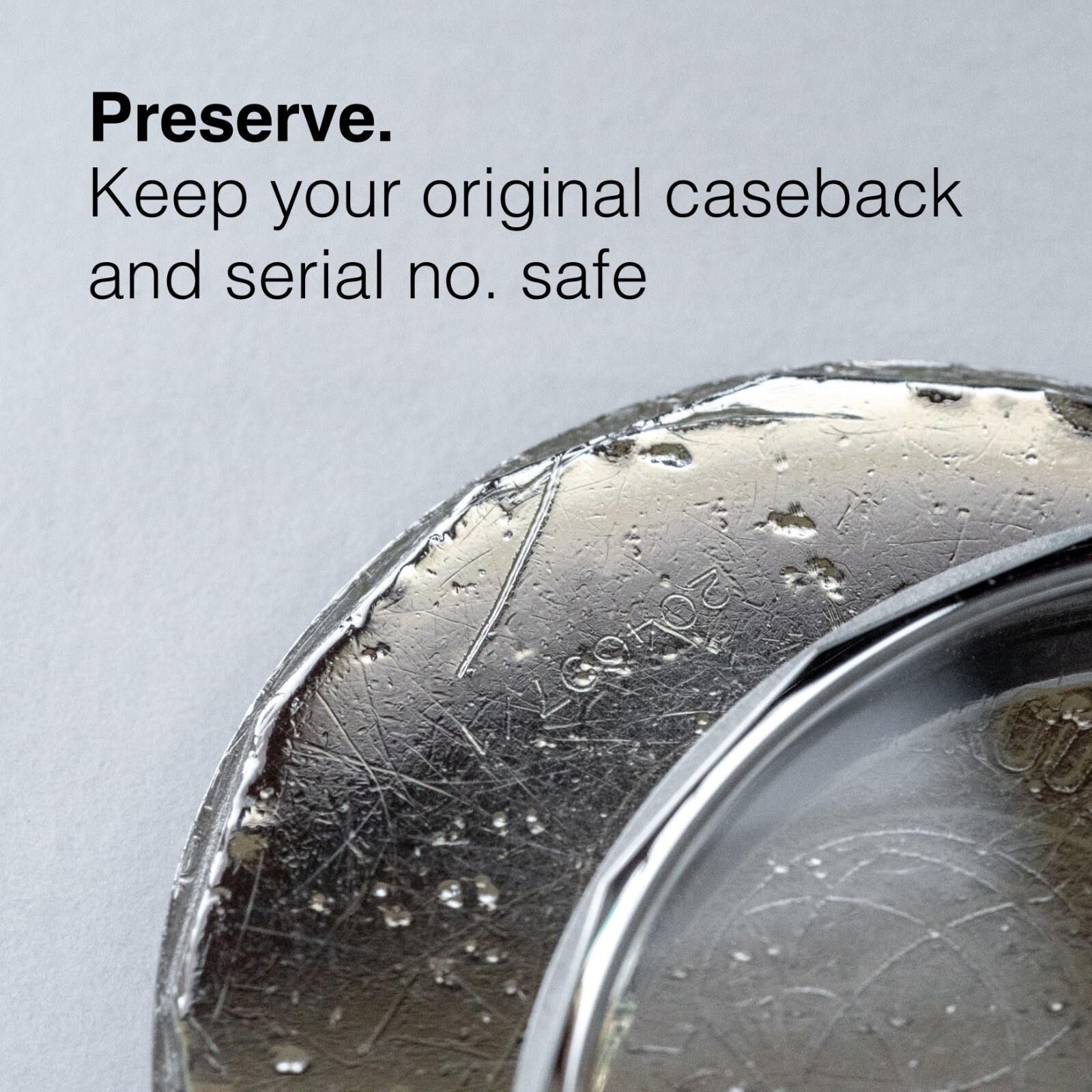 Universal Genève Polerouter Sapphire Exhibition Caseback