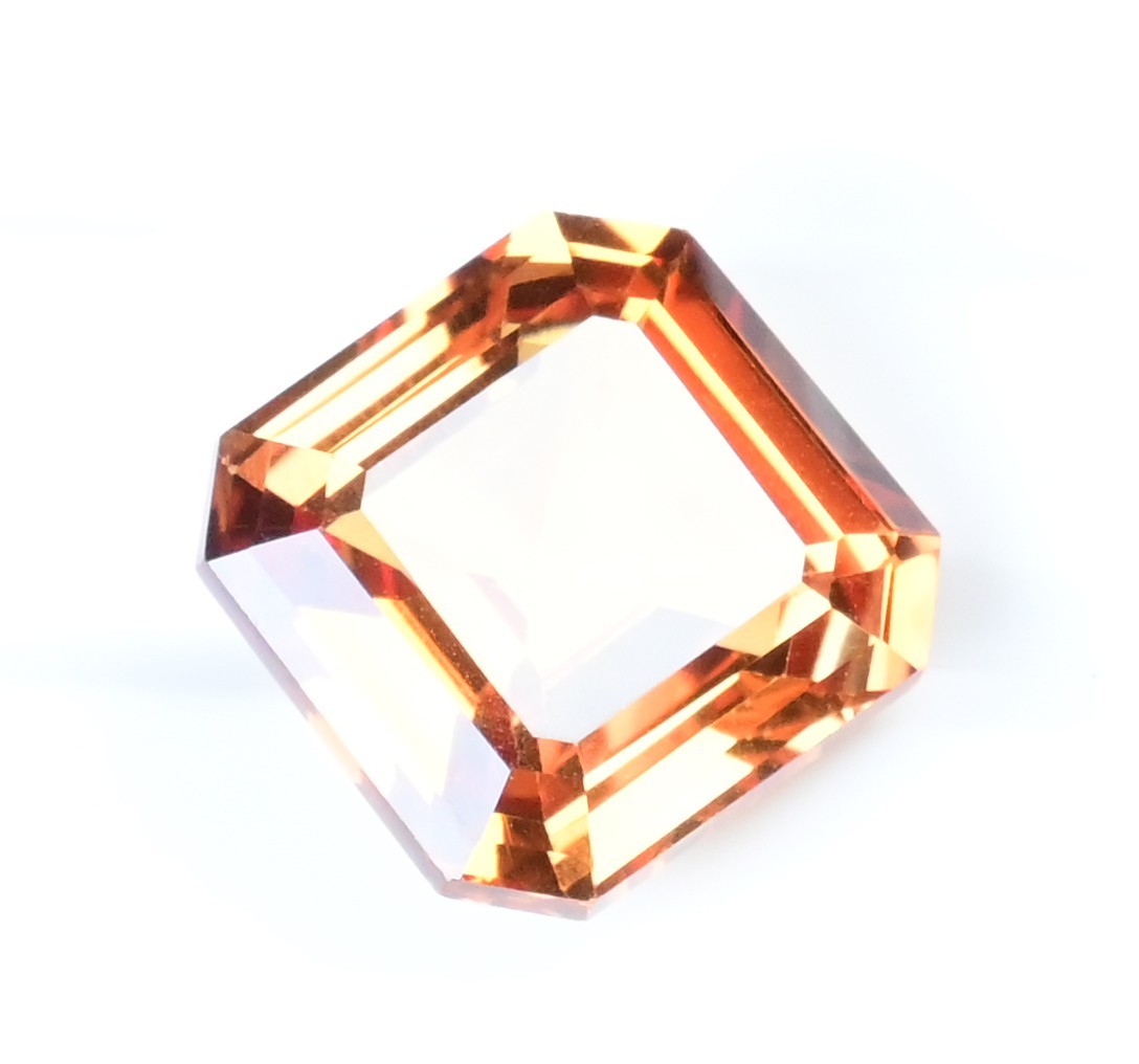 14.85 Ct Natural Sri Lanka Padparadscha Sapphire Certified Flawless Cut Gemstone