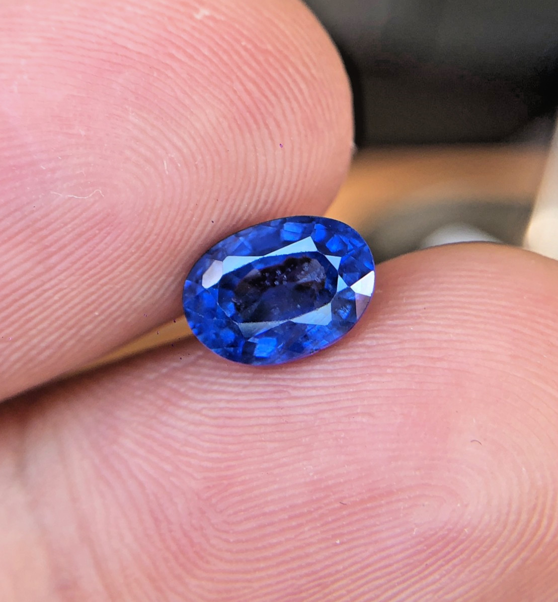 2.35 ct beautiful cornflower blue ceylon sapphire normal heat