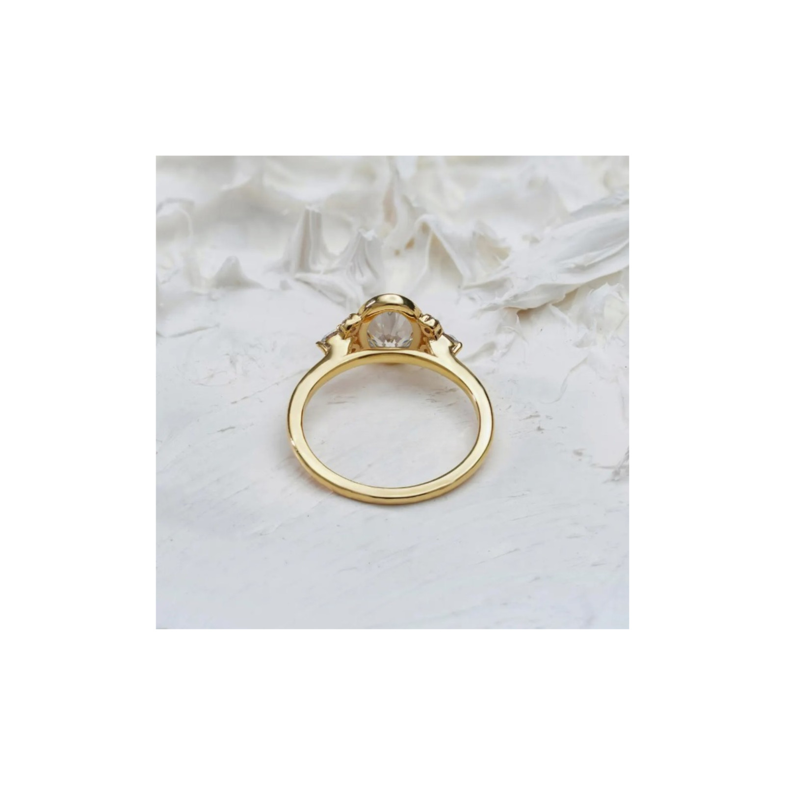 1 Carat Oval Cut Lab Grown Diamond Engagement Ring | 14k Yellow Gold VVS VS