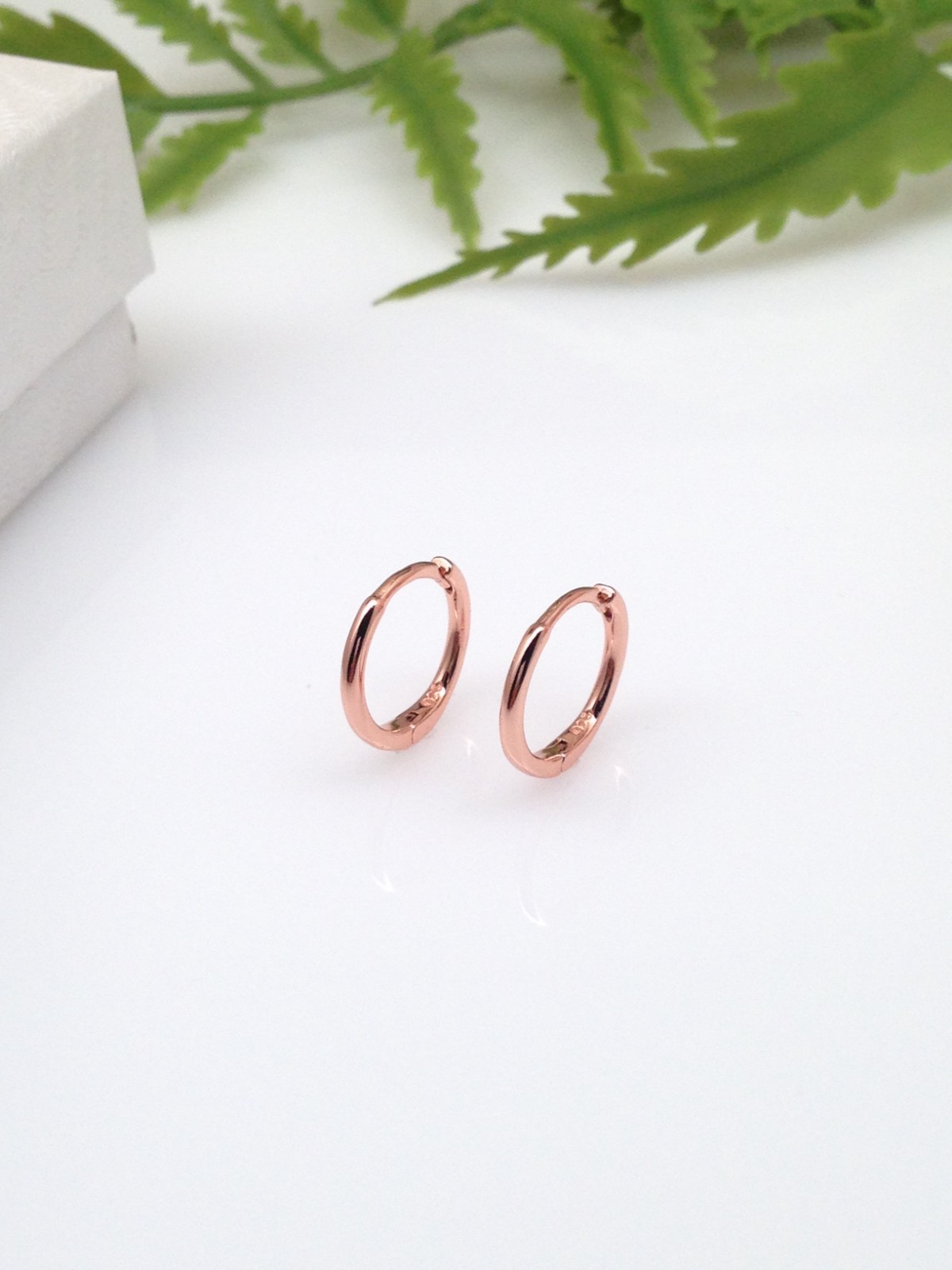 925 Sterling Silver Plain Huggie Hoop Earrings TINY Hoops 10.8mm/9mm x0.9mm