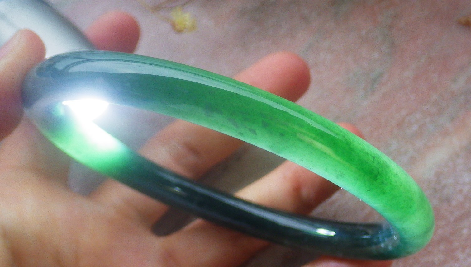 Video Certified Green A JADE Jadeite Circle Bangle Bracelet 69mm 手镯 734638 AS