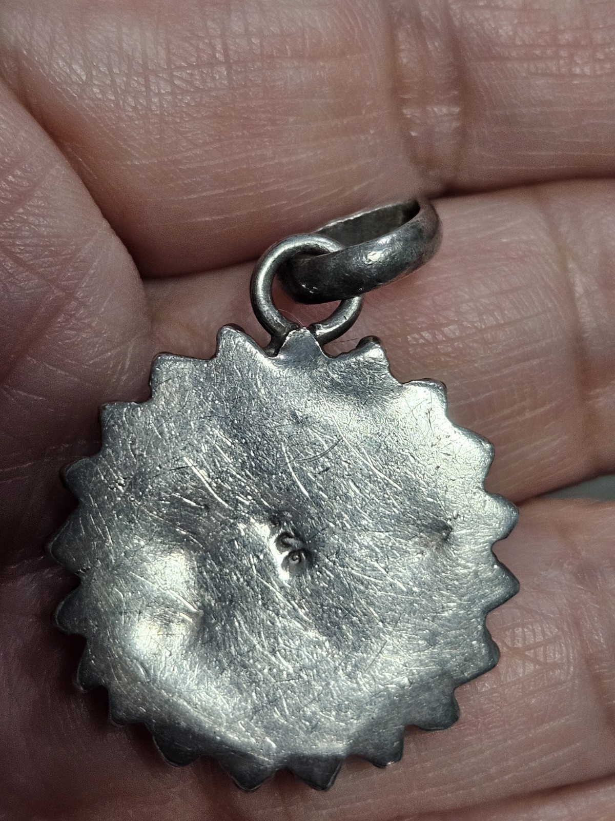 Vintage 925 Pill / Poison /Locket Box Pendant 10g