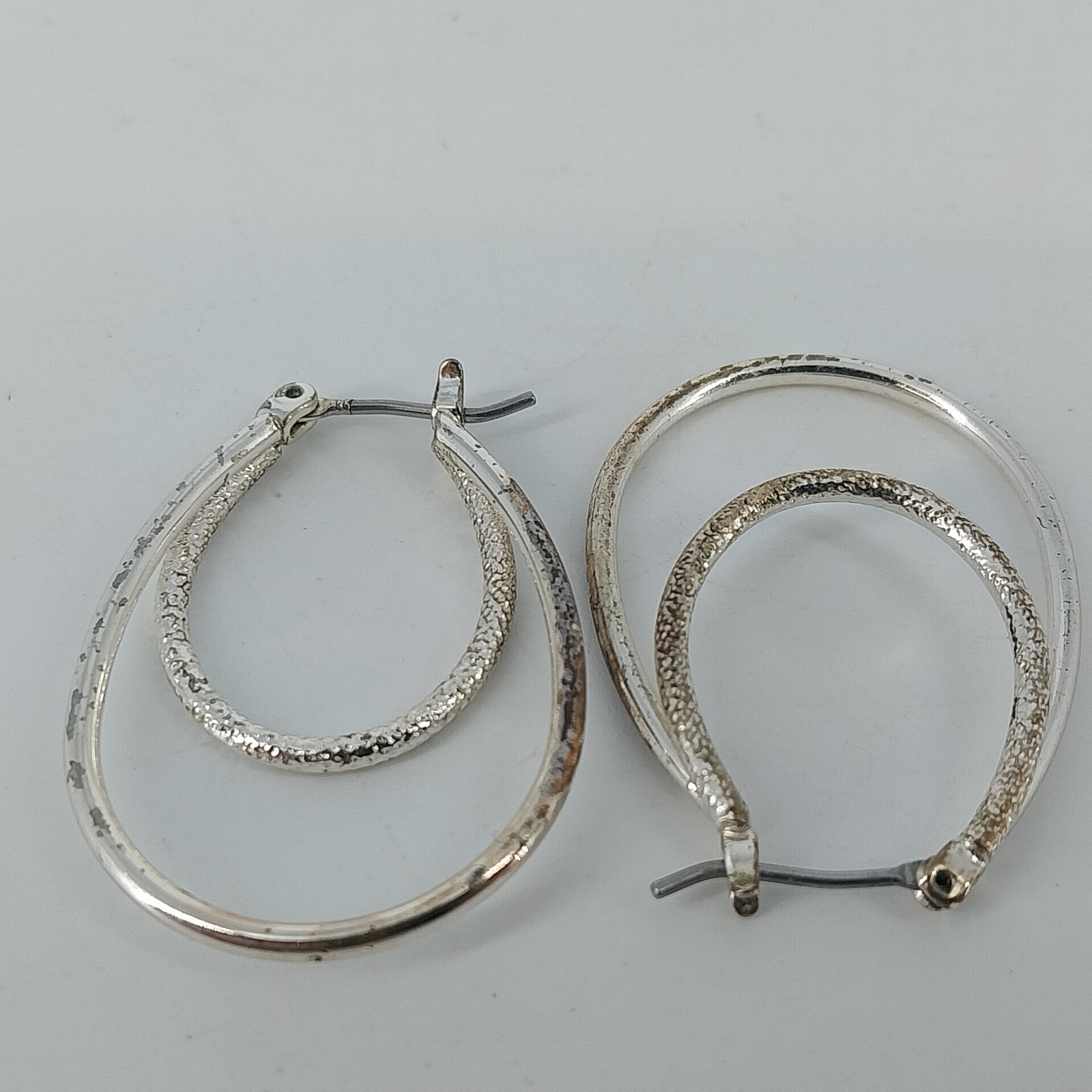 Silver Tone Double Oval Hoop Earrings Textured Inner Hoop Latch Back Jewelry