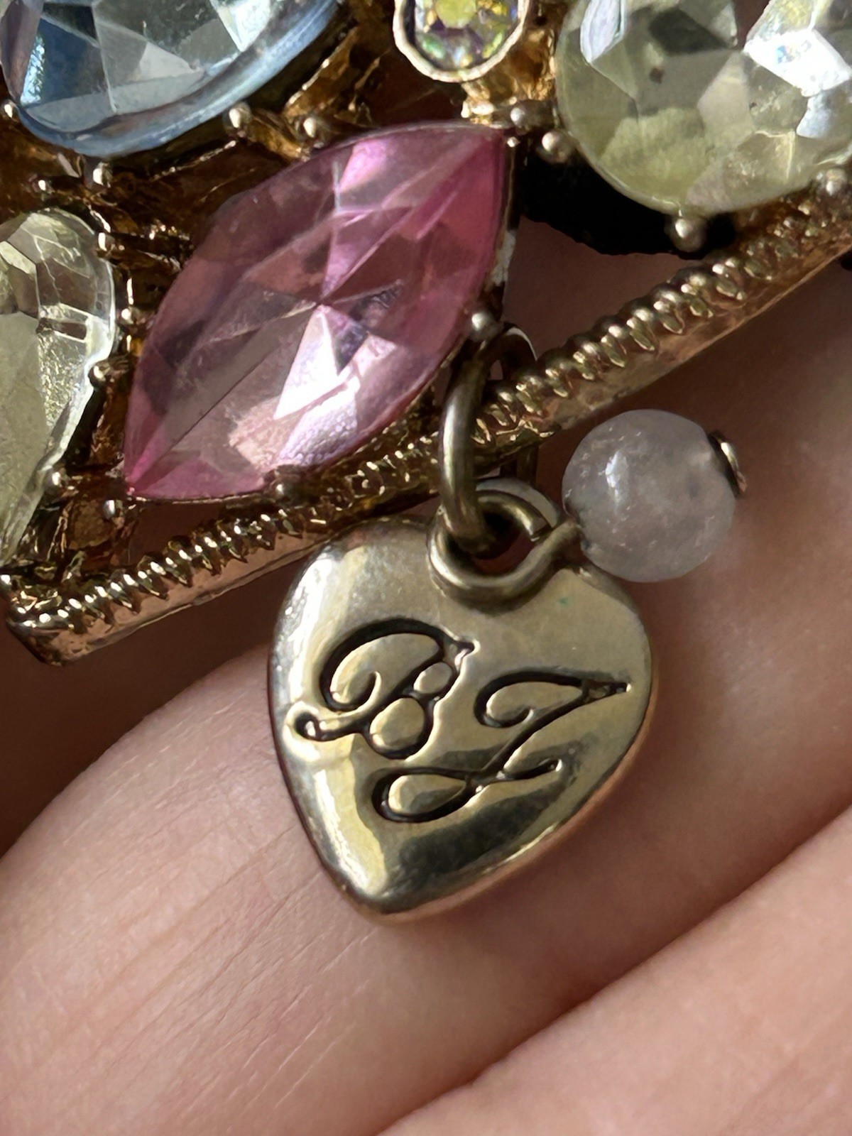 Betsey Johnson Heart Stretch Bracelet Pastel Rhinestone Gold Tone Romantic