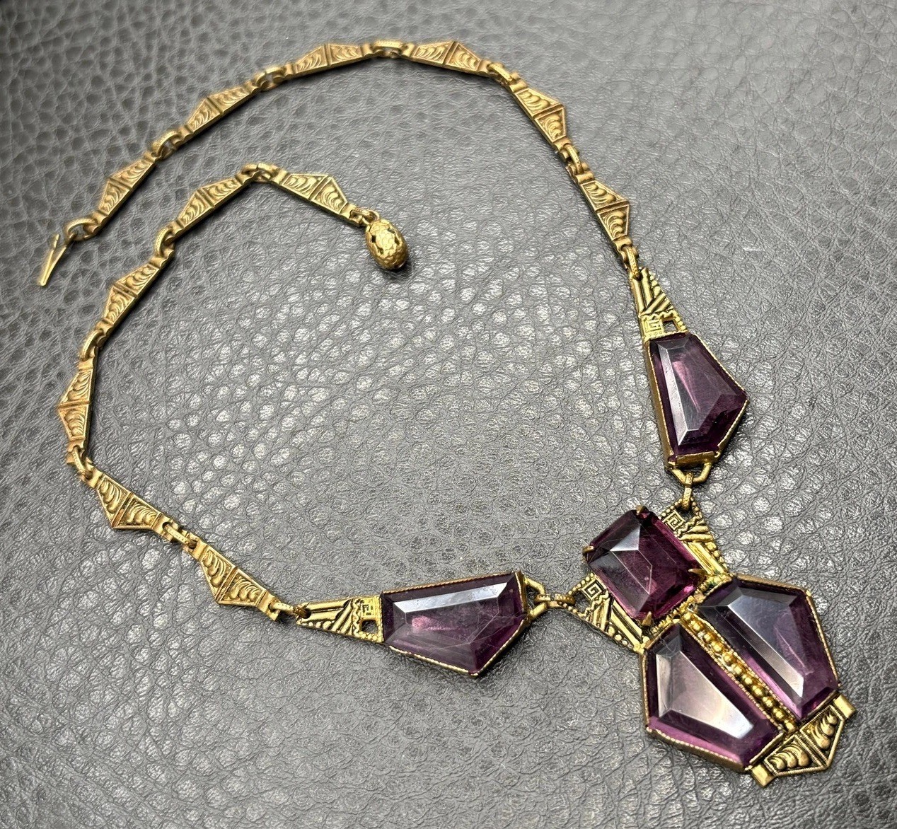 Vintage Art Deco Faux Amethyst Glass Gold Tone Ornate Chain Statement Necklace