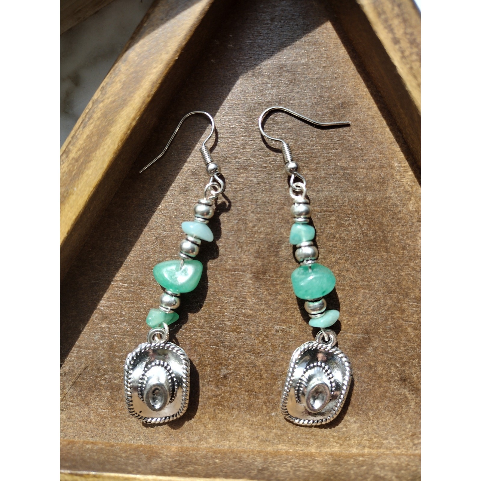 Dangle earrings with natural stone beads