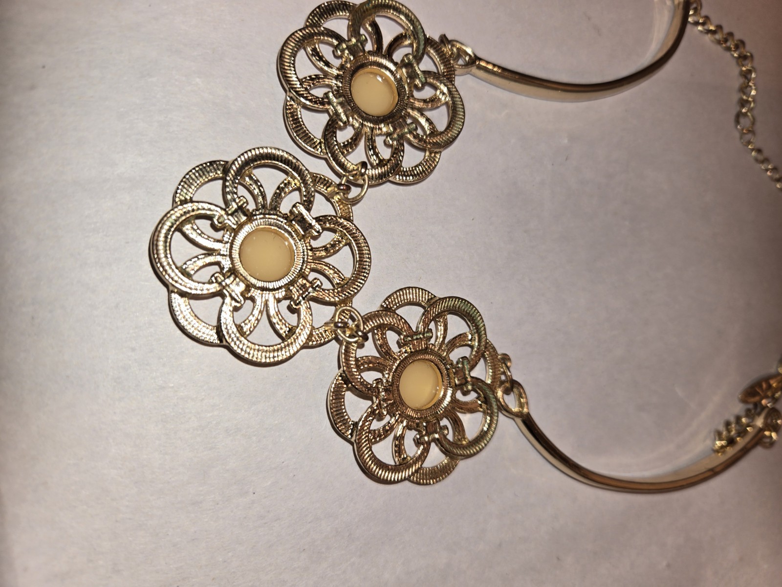 NY Origami Owl Gold Tone Floral Coral Statement Necklace
