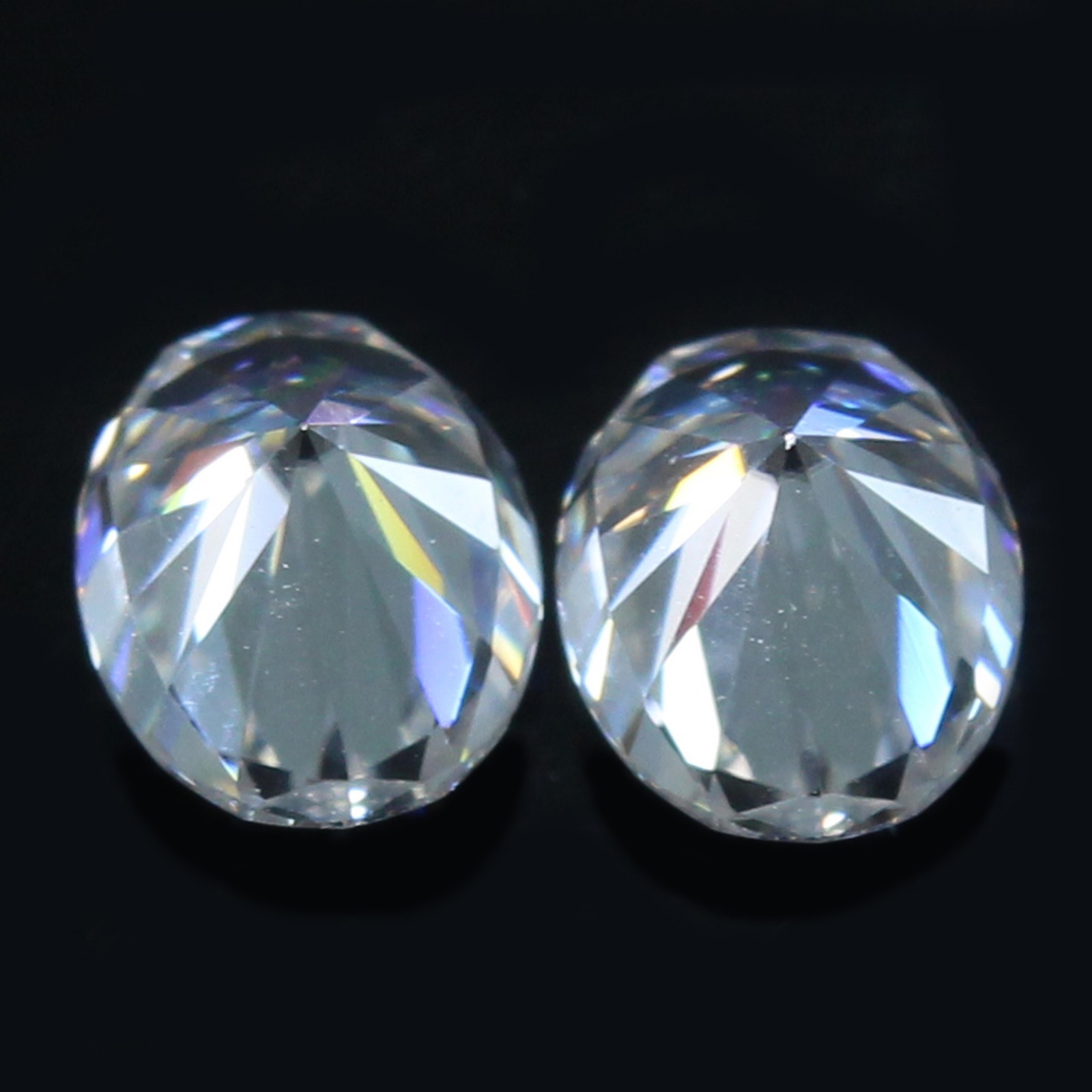 Certified Natural DE Color VVS1 Excellent Cut 2.5×4 MM Oval Pair White Diamond