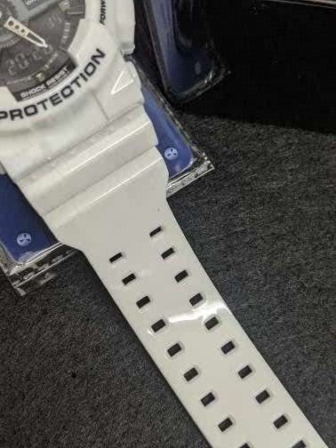 Casio G-Shock GA110 Analog Digital Sports White Resin Dual Display Watch W/Box