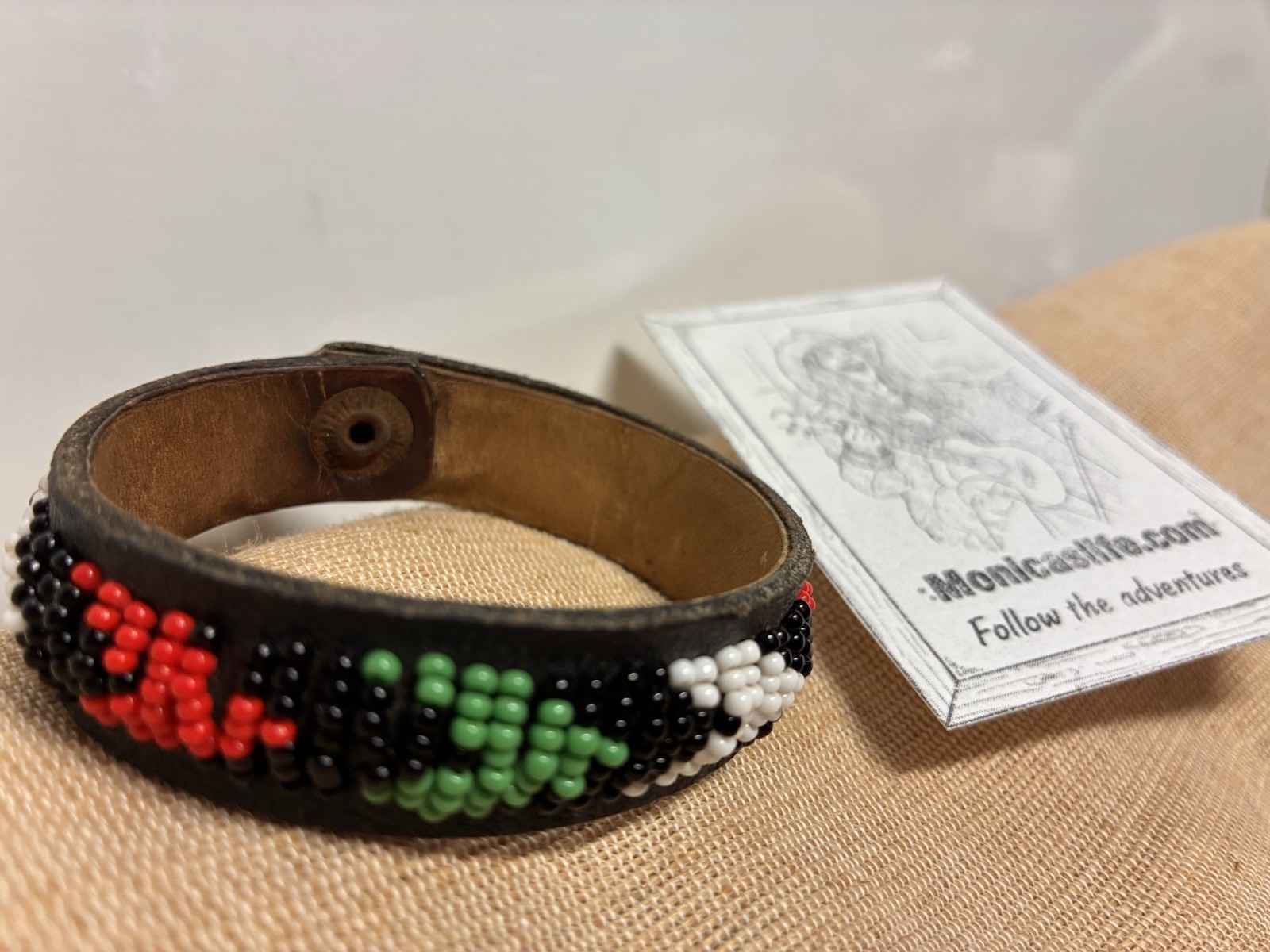 FABULOUS! COLORFUL WIDE BEADED KENYA AFRICAN CUFF BRACELET BLACK RED GREEN