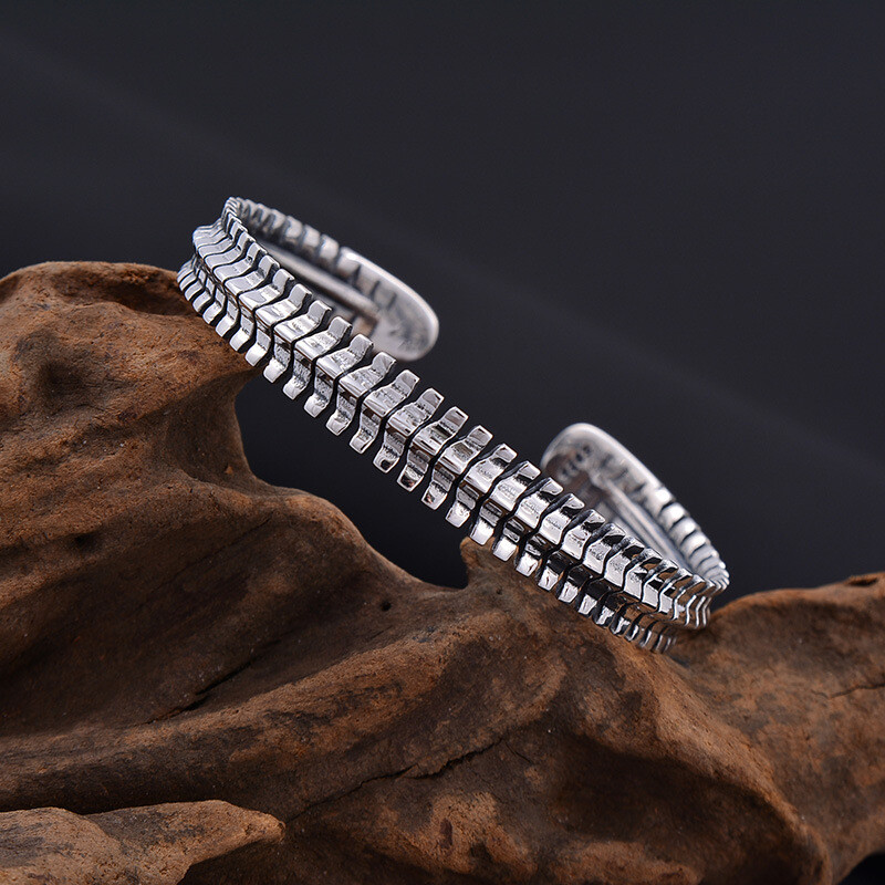 A26 Swirl Sterling Silver 925 Bangle