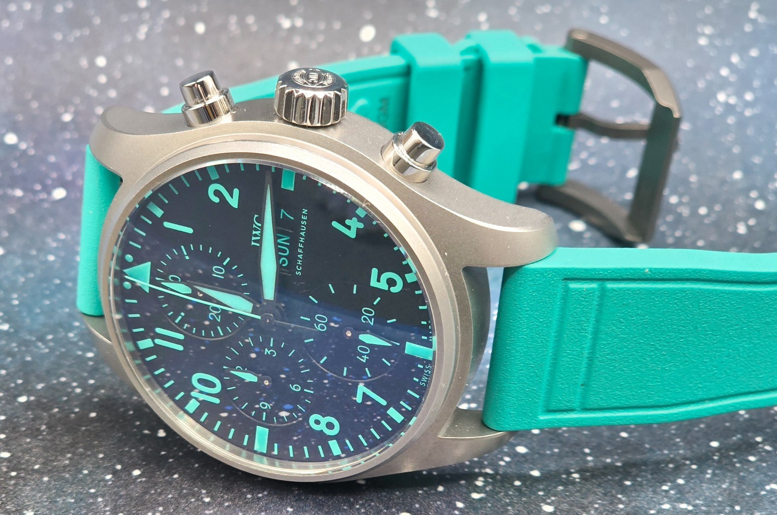 Mercedes-AMG Petronas Formula One 41mm Chronograph Pilots Watch Black IW388108
