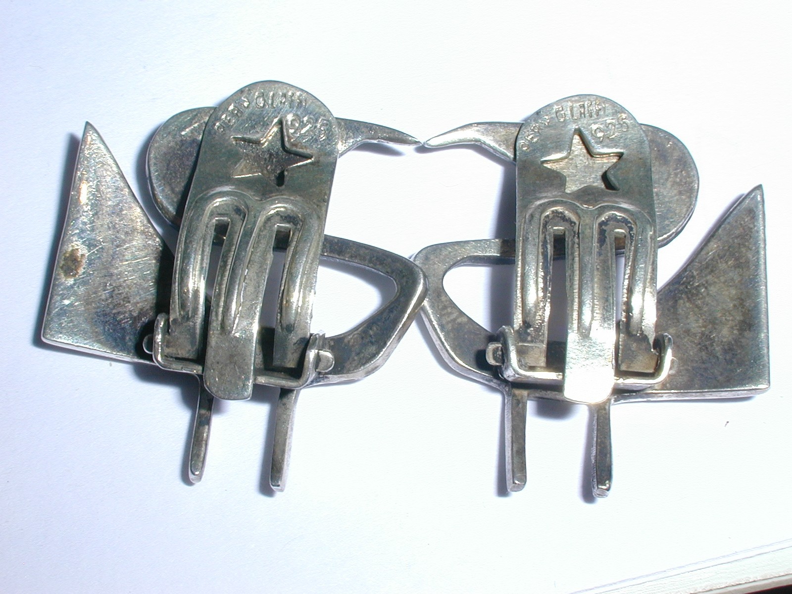 RARE-GRAZIELLA LAFFI PERU STERLING ABSTRACT BIRD GREEN ENAMEL CLIP-ON EARRINGS!