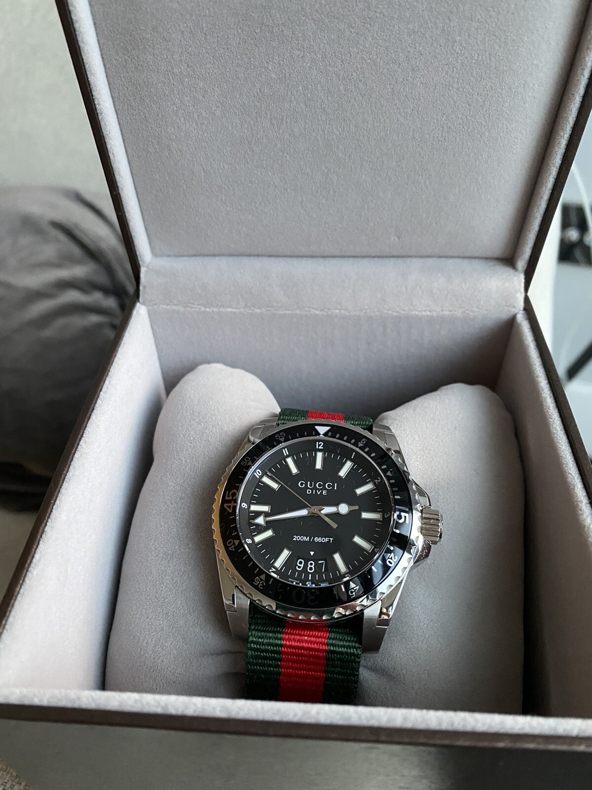 Gucci Dive 45mm Silver Stainless Steel Case with Green/Red Nylon Strap MINT