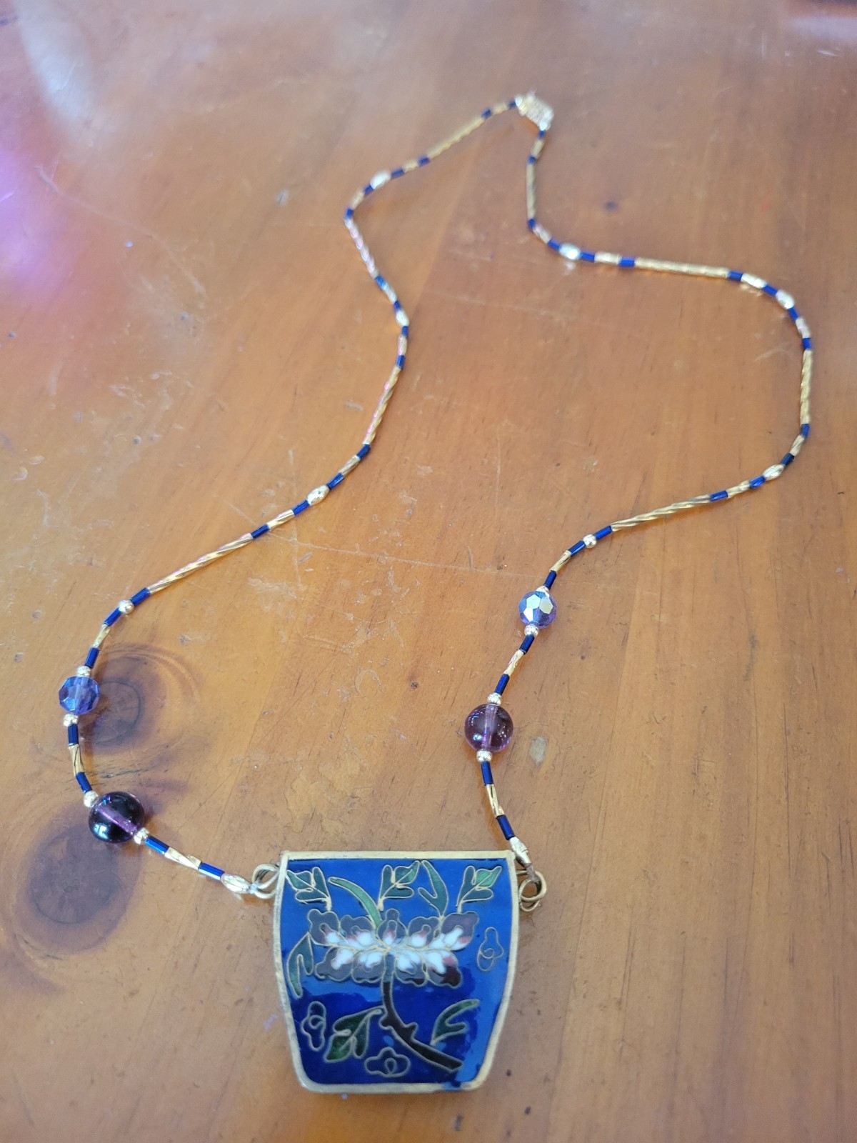 VintageCloisonné Enamel Floral Design Purse Necklace W/Beaded 22″ Chain Unique
