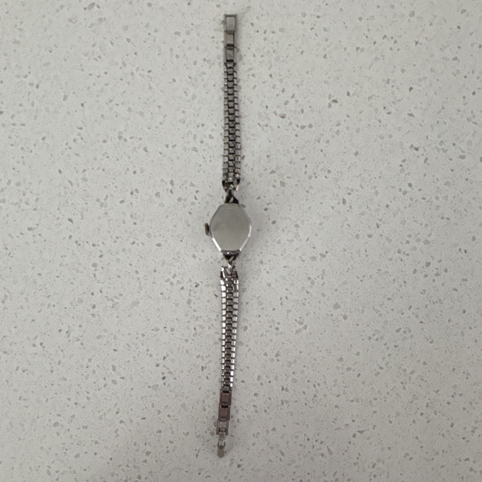 Antique Helbros Art Deco Women’s Manual Watch Non-Numeric Hour Marks 17 Jewels