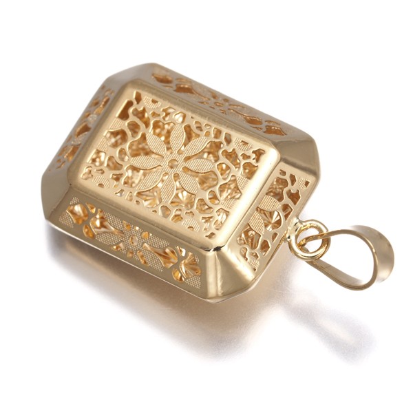 Flower Openwork Pendant 18K 750 Yellow Gold