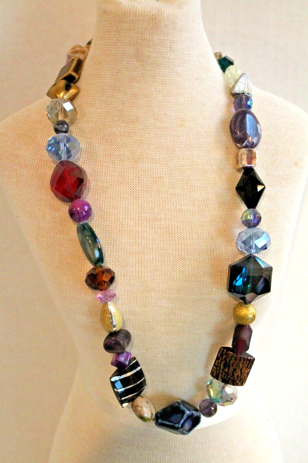 Vintage Multi-Color Various Assorted Mixed Bead 20″ Necklace