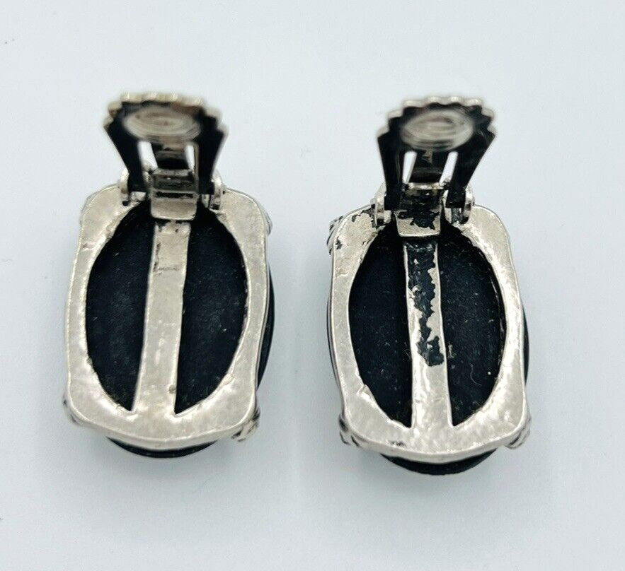 Vintage Silver Tone Black Cabochon Bracelet Clip On Earrings Set