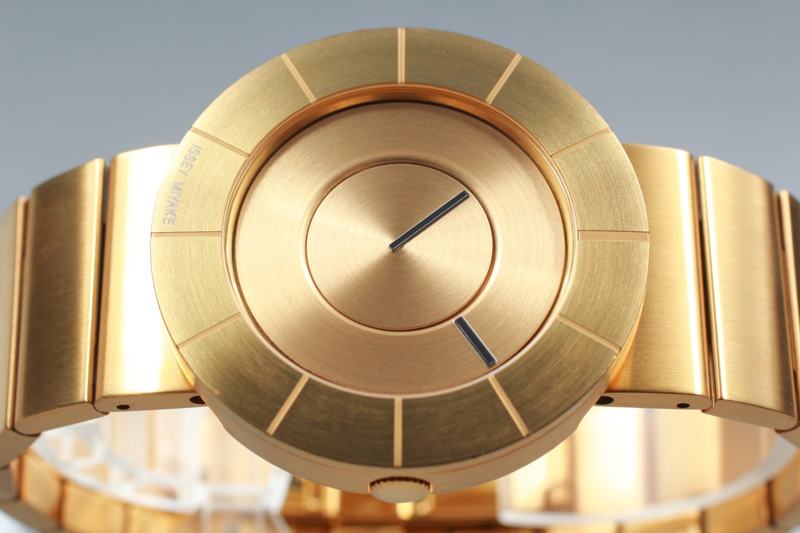 [MINT] ISSEY MIYAKE Tokujin Yoshioka designed GOLD NY0N005 Men’s Watch