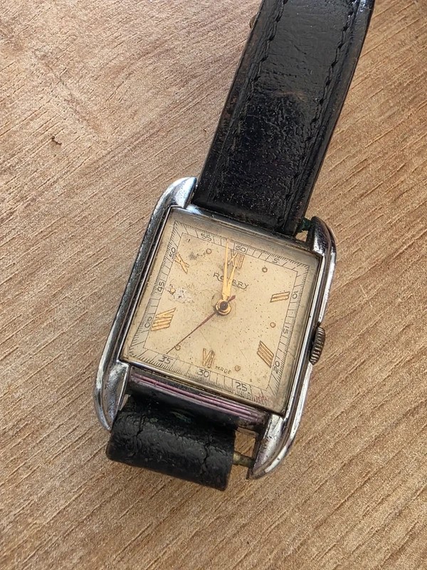 Vintage mens rotary tank watch (mechanical) working