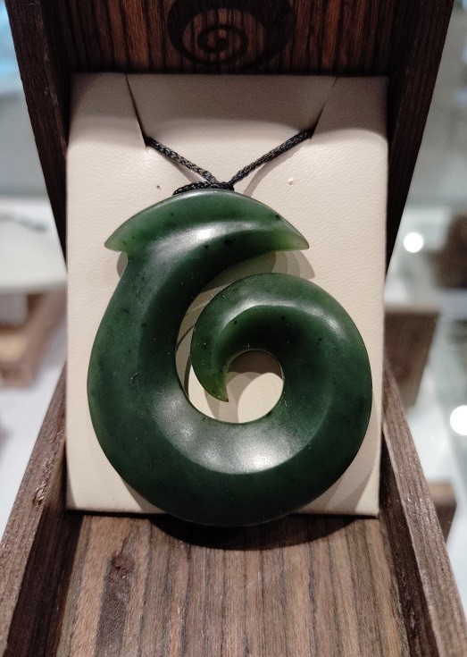 New Zealand Jade traditional koru Matt Large size pendant 59mm L Unisex