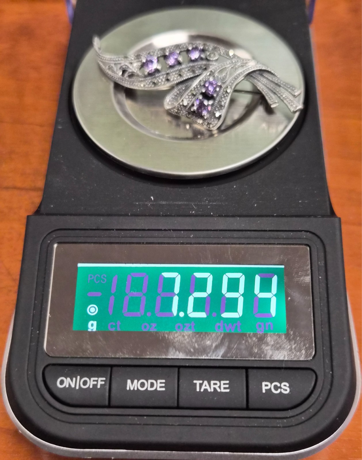 Vintage 925 Sterling Silver Amethyst & Marcasite Art Deco Style Leaf Brooch Pin
