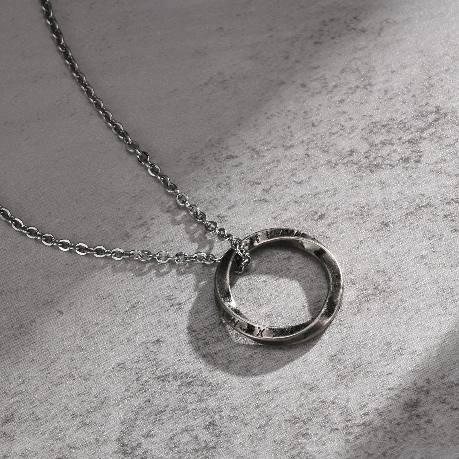 Mobius Pendant Necklace Stainless Steel Round Waterproof Symbol Chain Jewelry