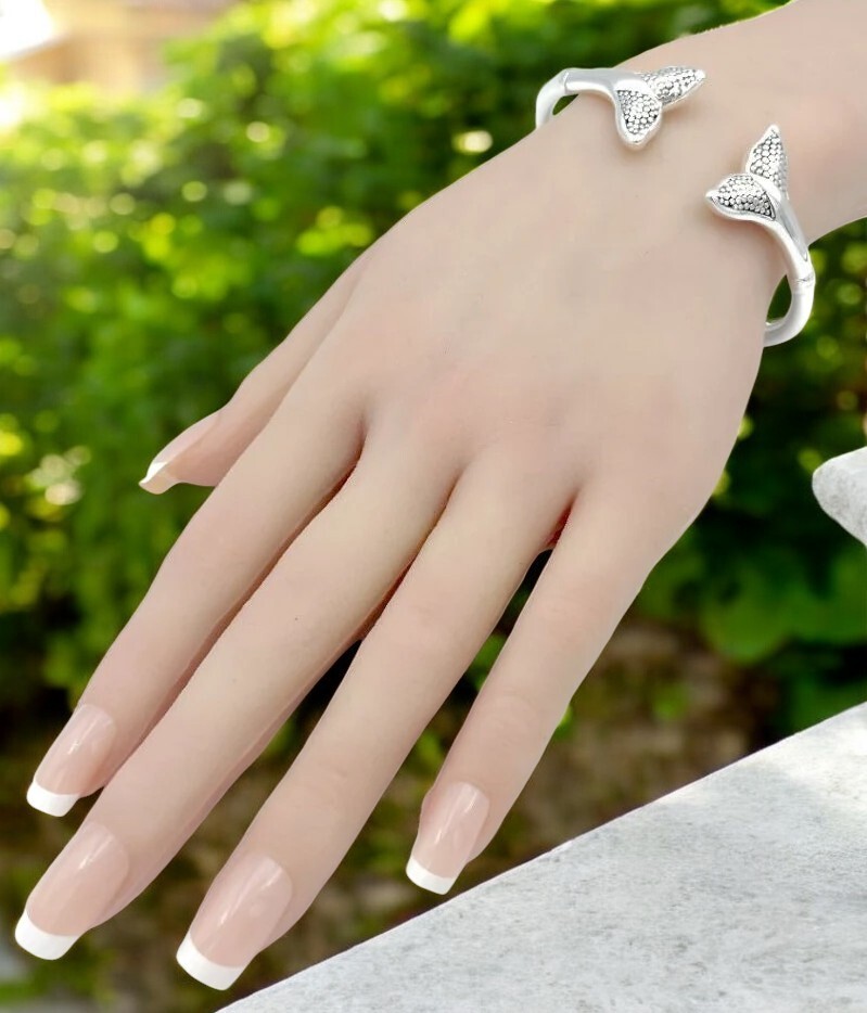 Elegant Dolphin/Whale Tail Bangle – 925 Sterling Silver Lightweight 1631