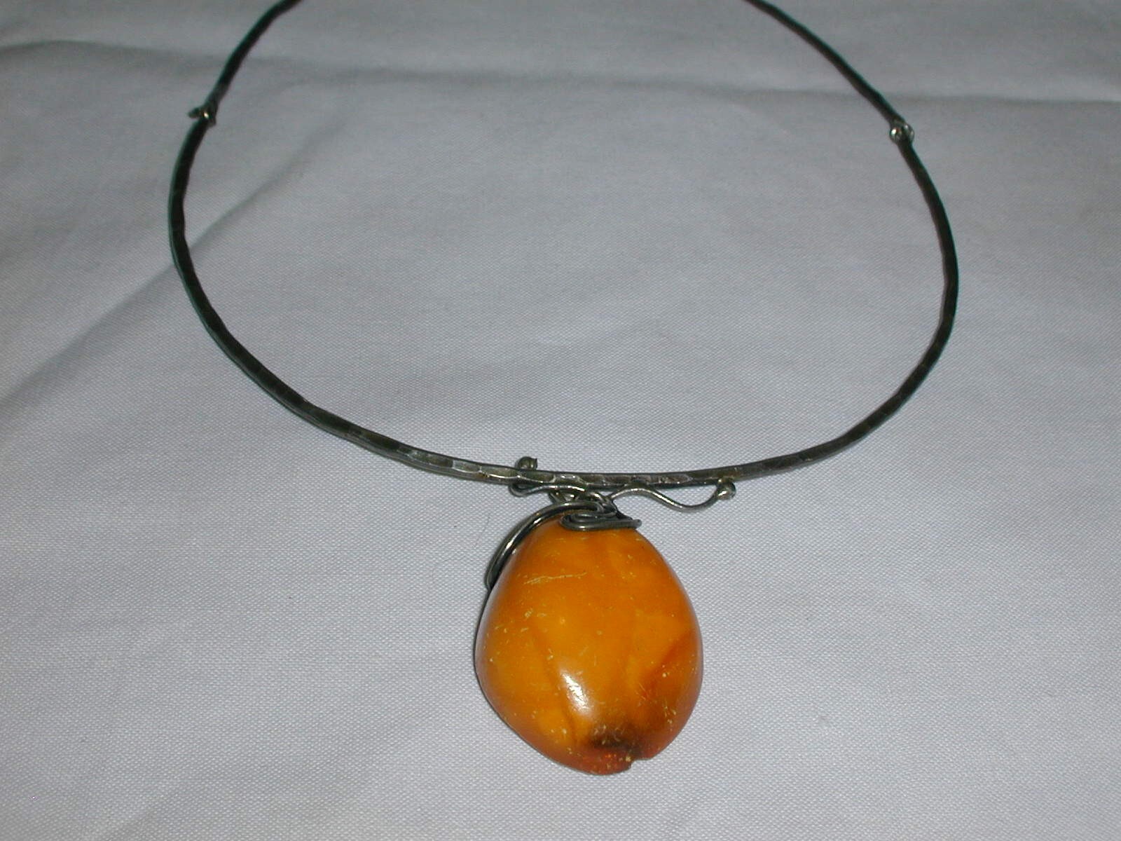 DEFECTIVE STUNNING MODERNIST STERLING SILVER LARGE BALTIC EGG YOLK AMBER G3D