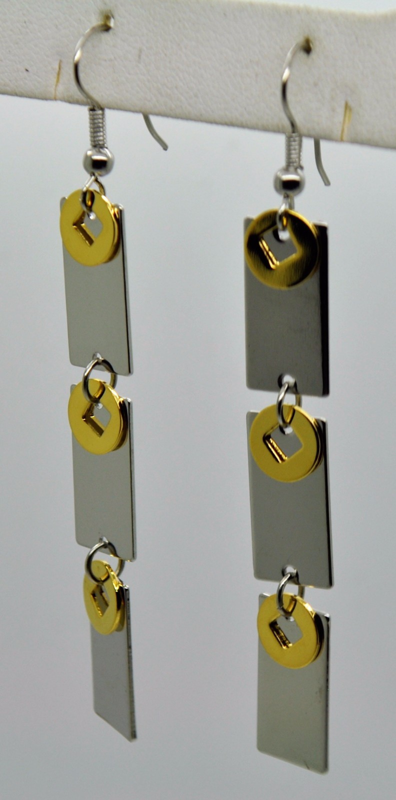 E750 Rectangle Shape Design Light weight two tone plated Dangle Fashion Earrings