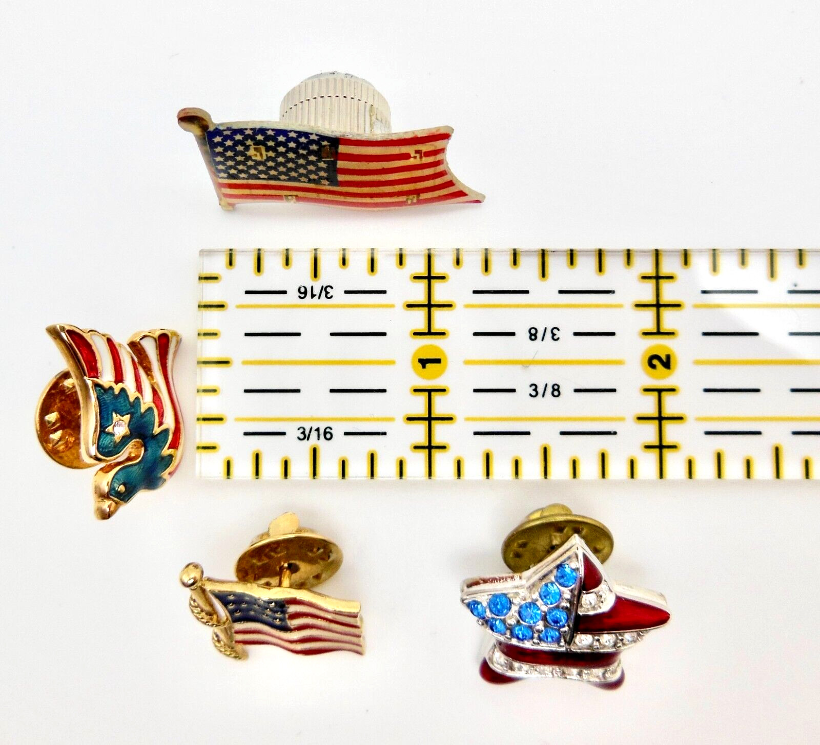 Vintage-Now Rhinestone Jewelry Lot Pins USA Flag Patriotic Star 78g Wear Scrap