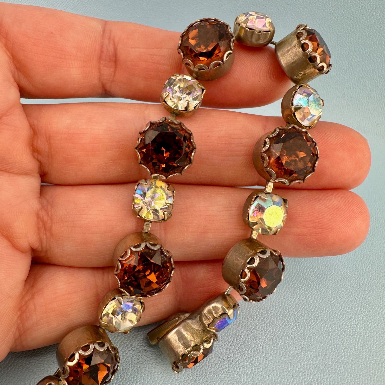 Vintage Rhinestone Bracelet Large Pronged Root Beer Color AB Stones 7″ Cup Chain