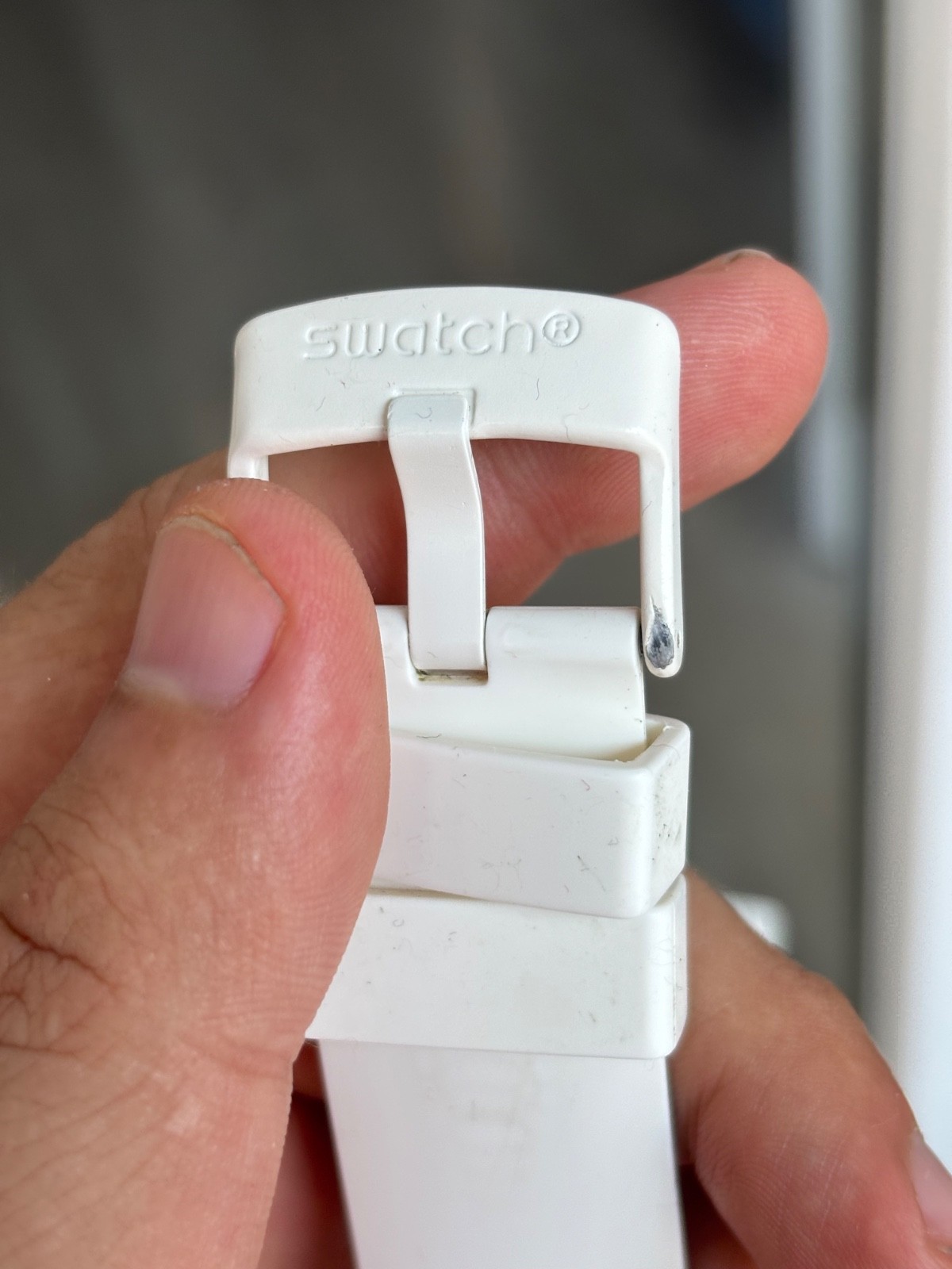 SWATCH Touch Range White Quartz 39mm Unisex