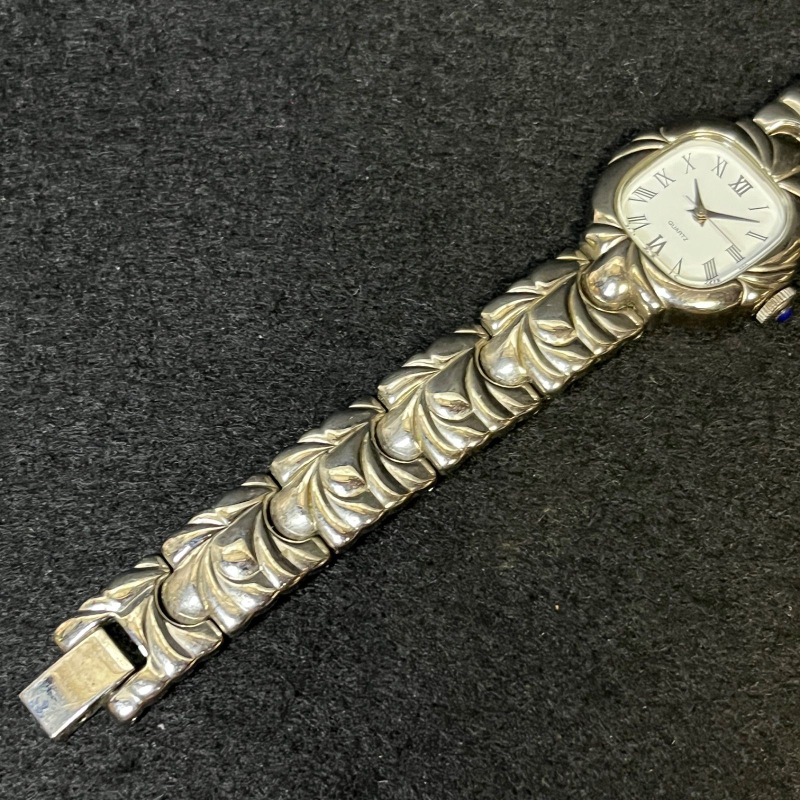 Operational Item NOEVIR Quartz Analog Wristwatch Silver 6L32 1181 confirmed work