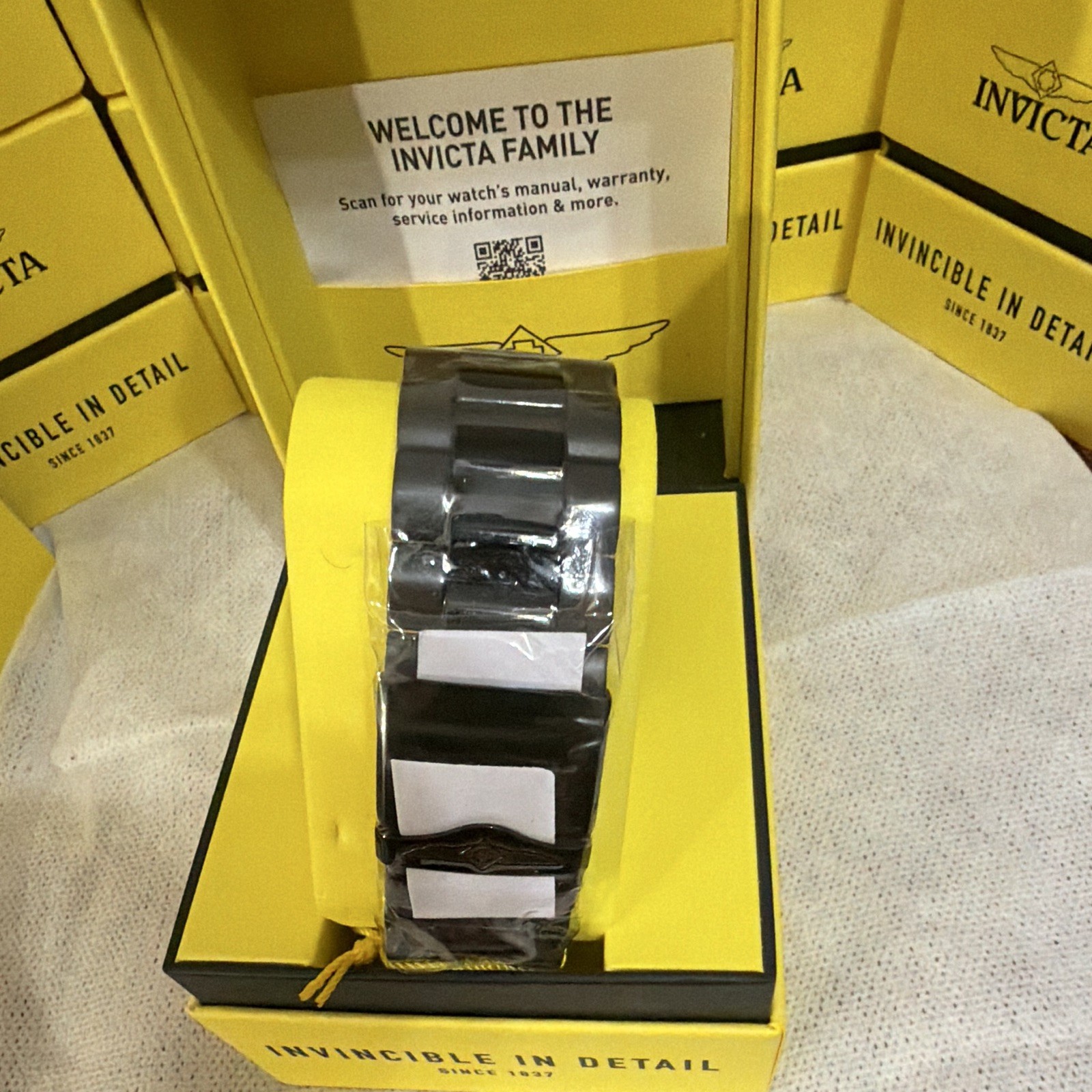 Invicta Ocean Voyage Men’s Quartz Black/Gold Date 100m 52mm+ w/Box Manual