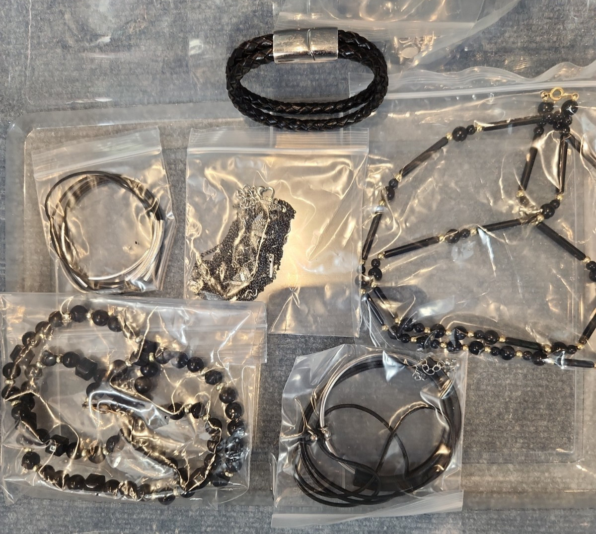 Jewelry Wearable Black Silver & Gold Tones Lot 5 Lbs Reseller # 765