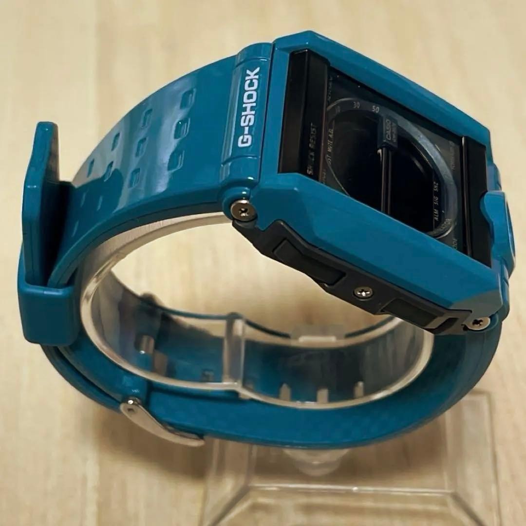 Discontinued Near Fully G-SHOCK G-8100 Turquoise Blue With Box