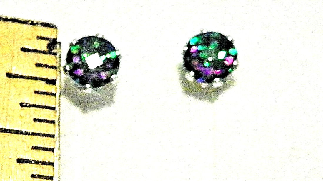 Mystic Topaz (1.90cts) stud earrings in 925 Sterling Silver 6mm round