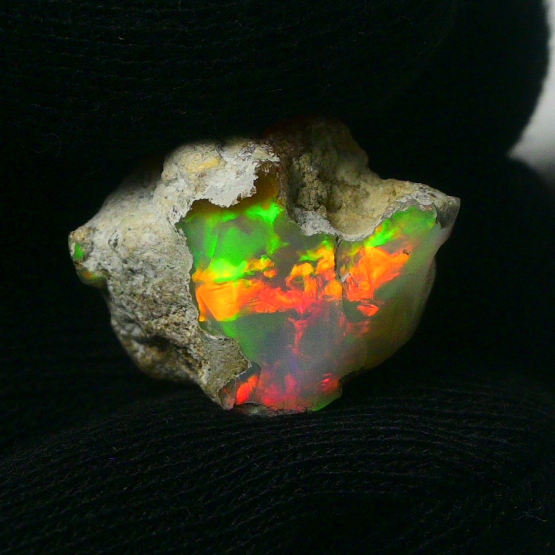 Natural Ethiopian White Opal Rough 21.25 Ct – Ideal for Jewelry, Welo Fire Opal