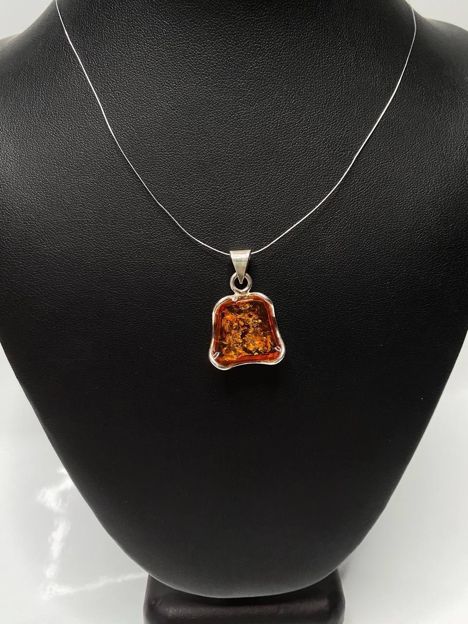 925 Solid Sterling Silver Honey Baltic Amber Designer Oval Beautiful Pendant