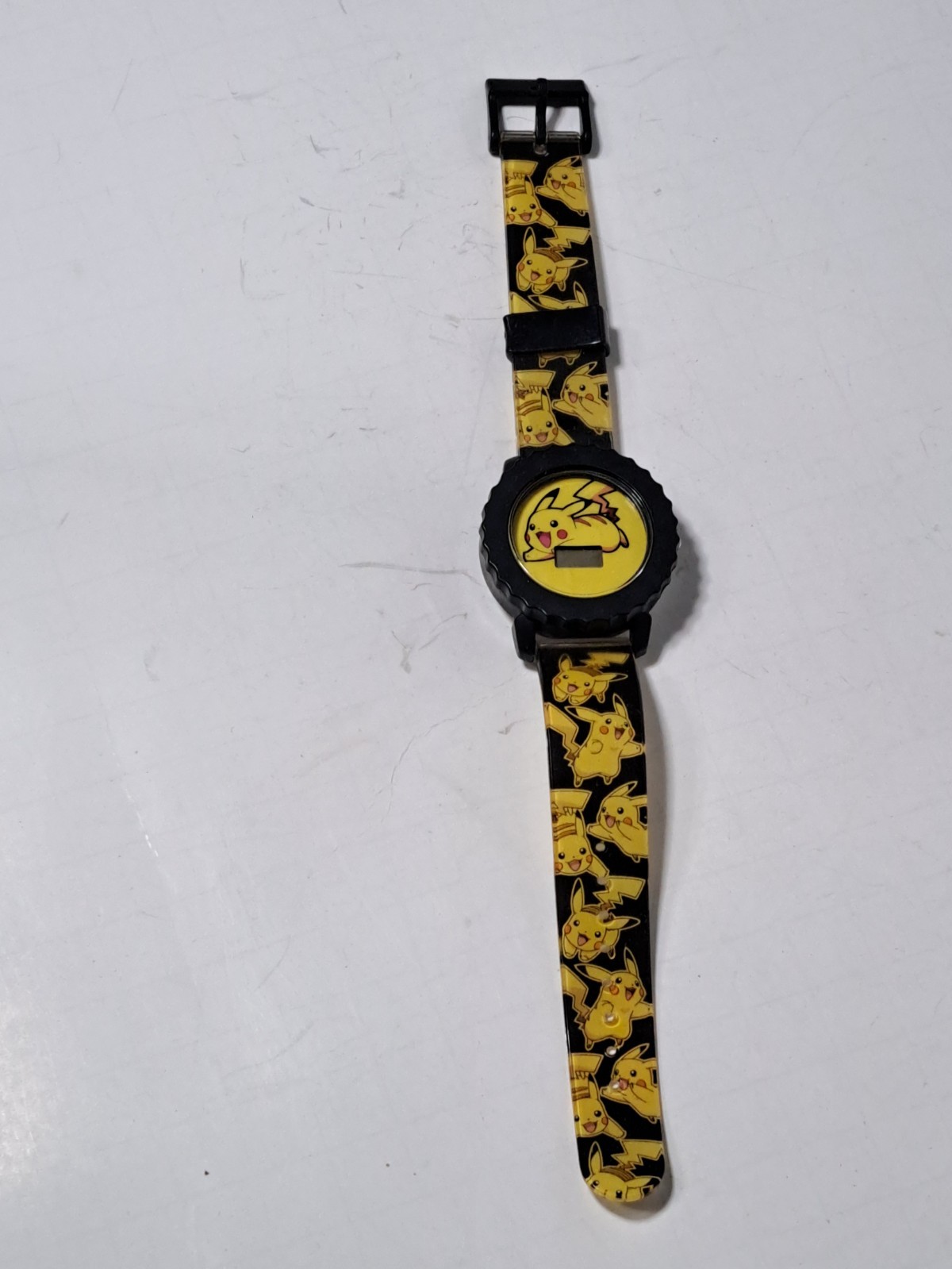 Vintage Pokemon Pikachu Accutime LR626 Watch 37 mm