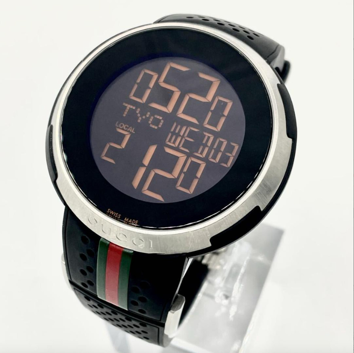 GUCCI Watch iGucci 114.1 Digital Stainless Steel Rubber Silver Black used
