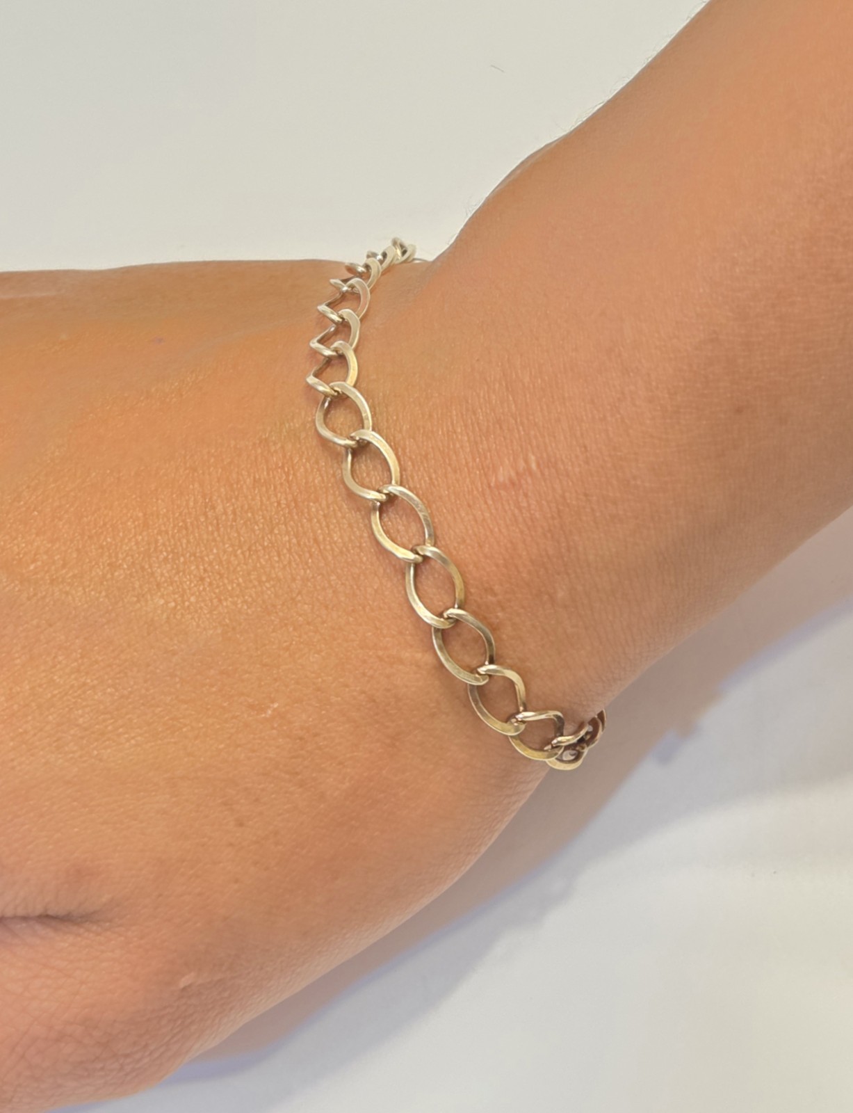 Rembrandt Quality Charms (RQC) Dapped Curb Link Classic Charm Bracelet 7″