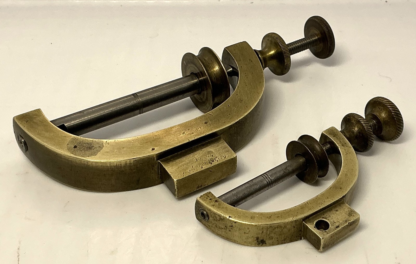 ANTIQUE LOT OF 2 DRILL TURN CLAMPS TO HOLD SMALL PARTS WATCHMAKER JEWELER TOOLS