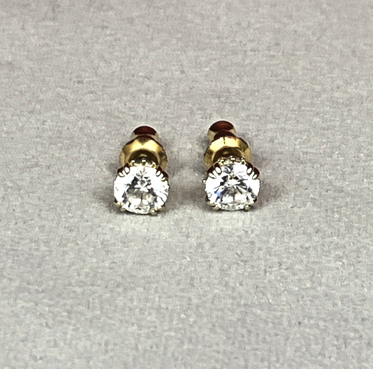 Swarovski Stilla Crystal Stud Earrings NWOT RP $89